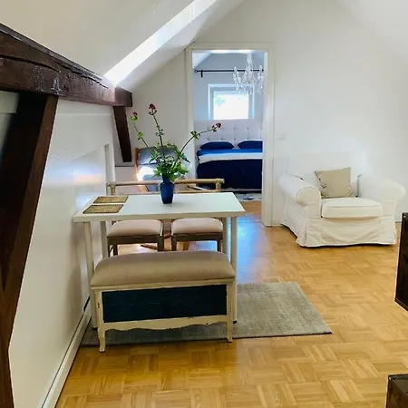 Apartman Amidst Nature-riverdale, North Of Munich